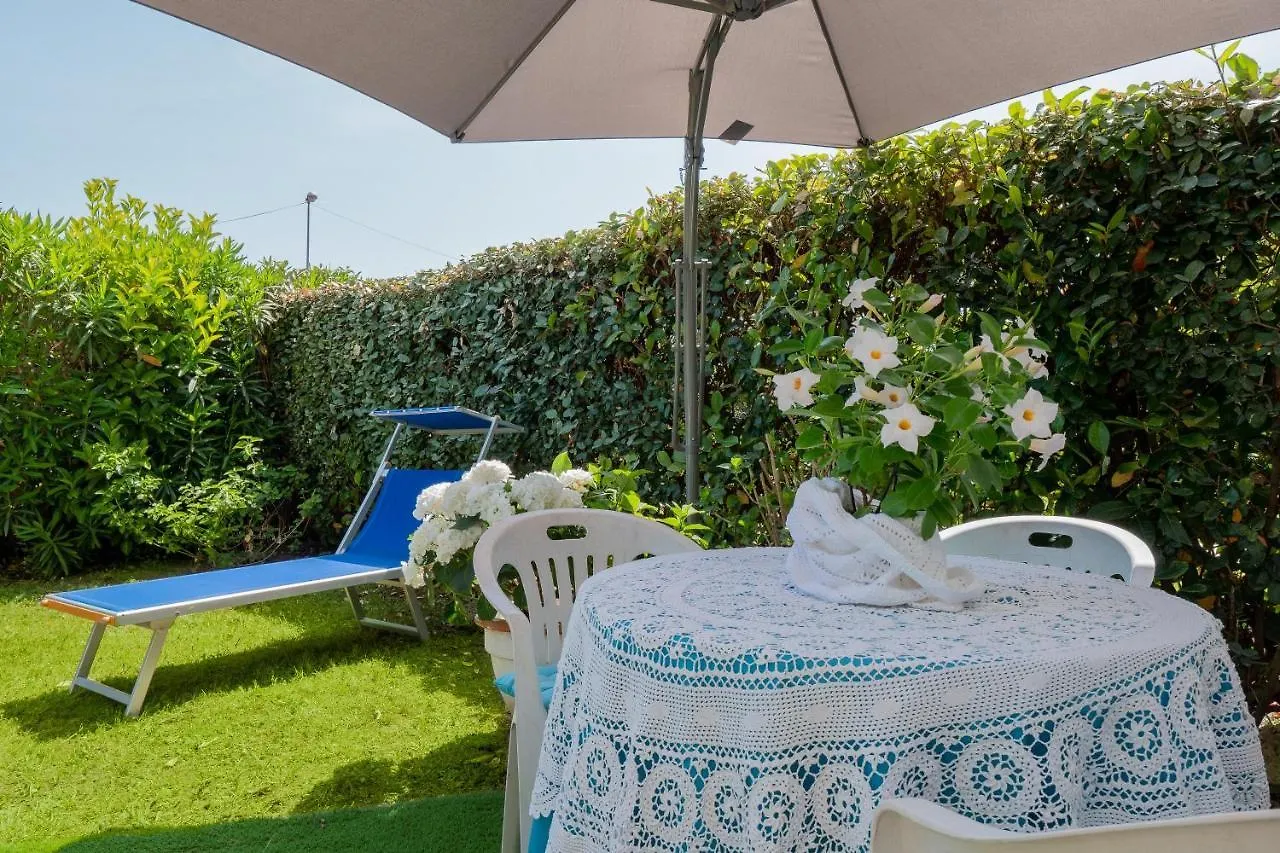 Il Giardino Di Viola Villa Porto Ottiolu 0*,