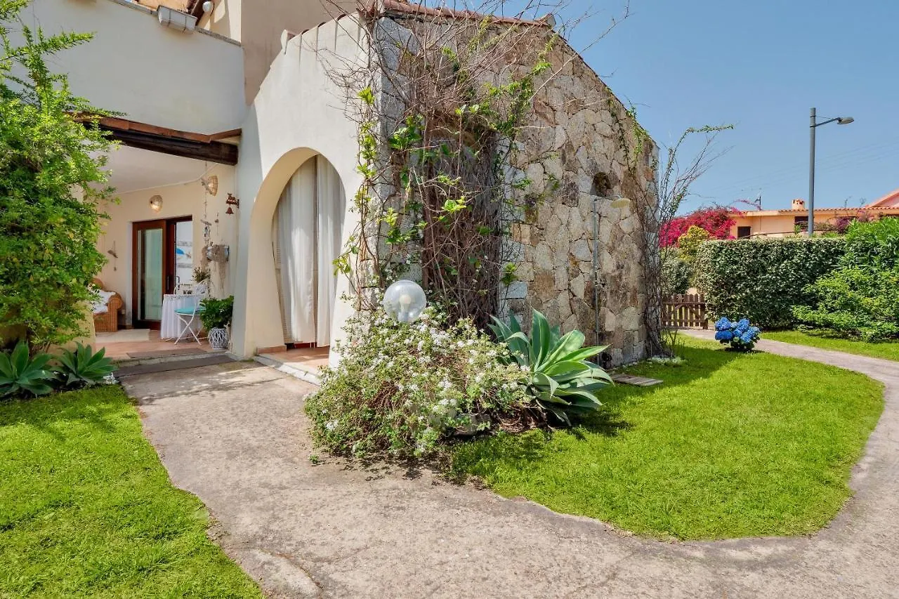 Il Giardino Di Viola Villa Porto Ottiolu 0*,  Italy